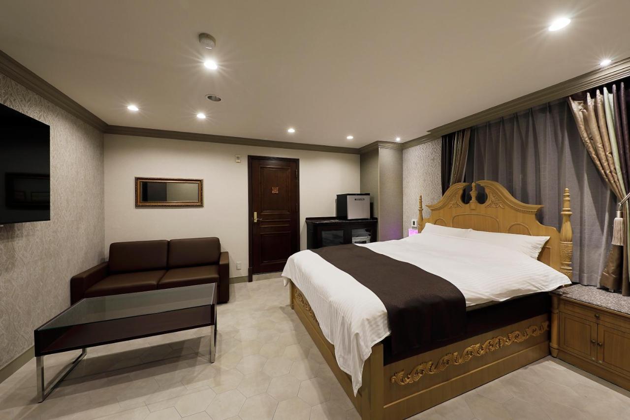 ホテルバースデー岐阜西店 Hotel Birthday Gifuwest (Adults Only) Exterior foto