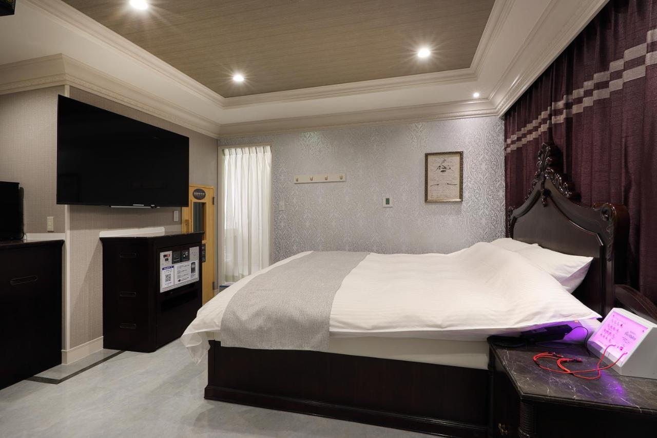 ホテルバースデー岐阜西店 Hotel Birthday Gifuwest (Adults Only) Exterior foto