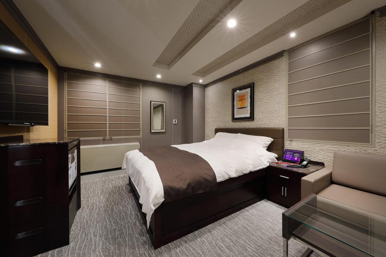 ホテルバースデー岐阜西店 Hotel Birthday Gifuwest (Adults Only) Exterior foto